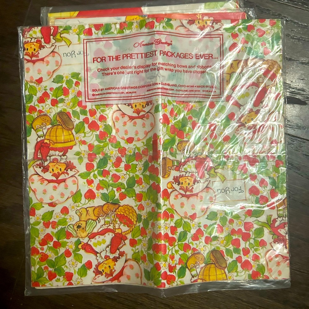 Vintage American Greetings Strawberry Shortcake Wrapping Paper ~ Sealed